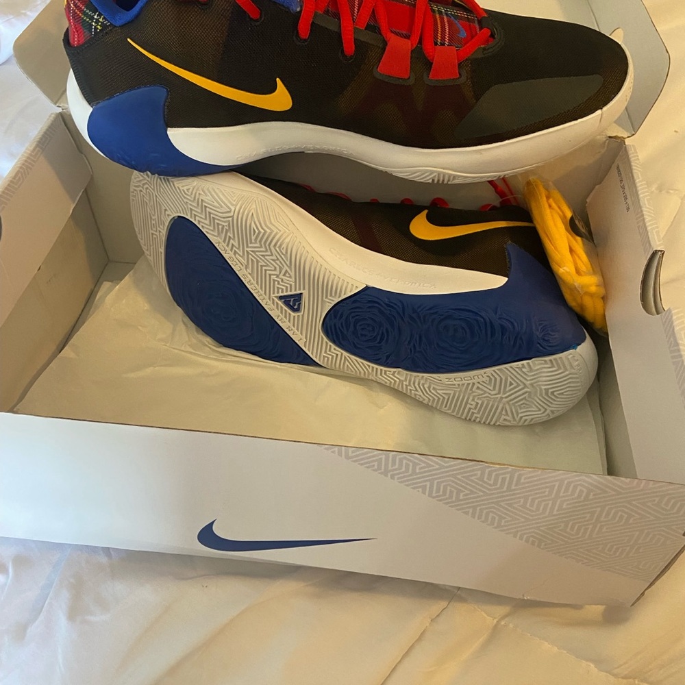 Brand New in box Nike Zoom Freak 1